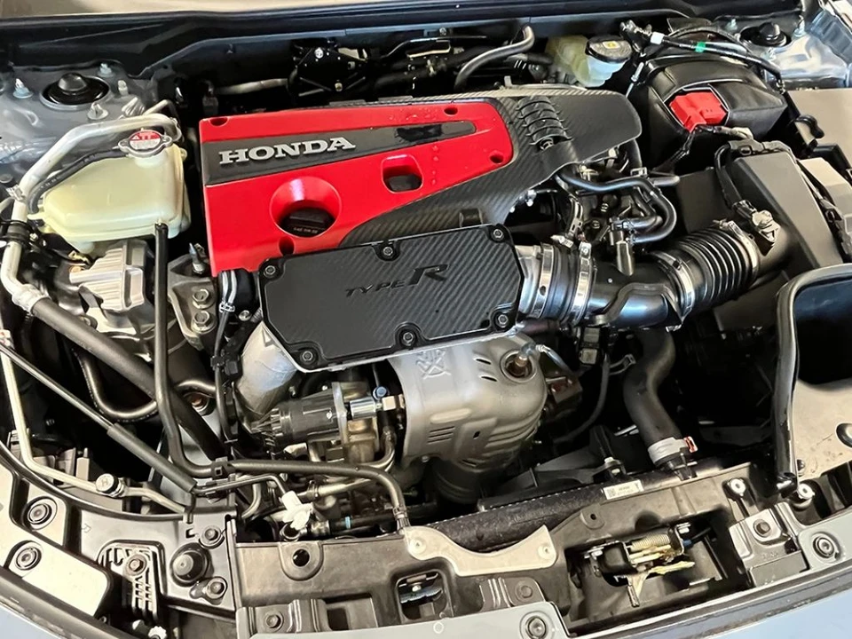 2026 Honda FL5 Civic Type R - Image 11 of 28