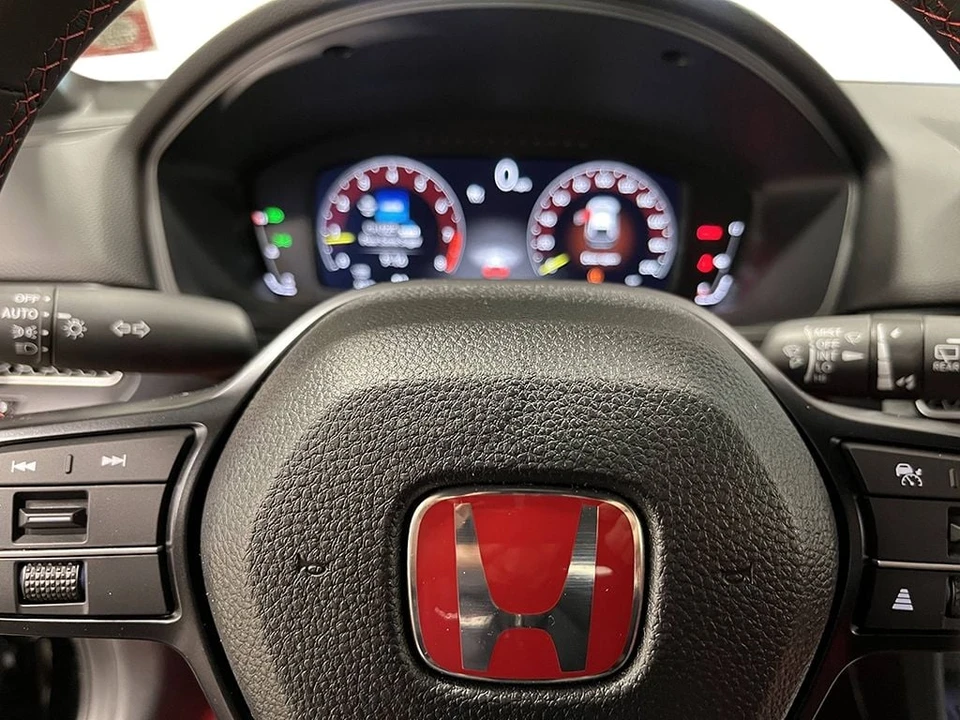 2026 Honda FL5 Civic Type R - Image 19 of 26