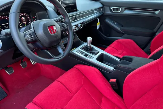 2026 Honda FL5 Civic Type R - Image 4 of 31