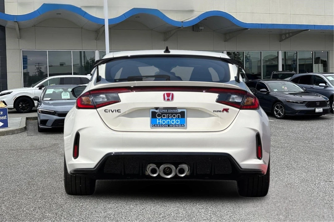 2026 Honda FL5 Civic Type R - Image 9 of 31