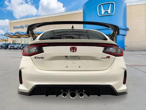 2026 Honda FL5 Civic Type R - Image 4 of 31