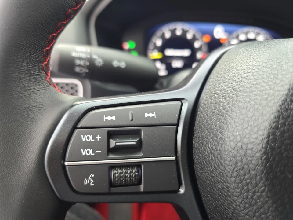 2026 Honda FL5 Civic Type R - Image 16 of 31