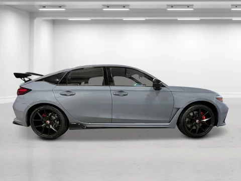 2026 Honda FL5 Civic Type R - Image 2 of 24