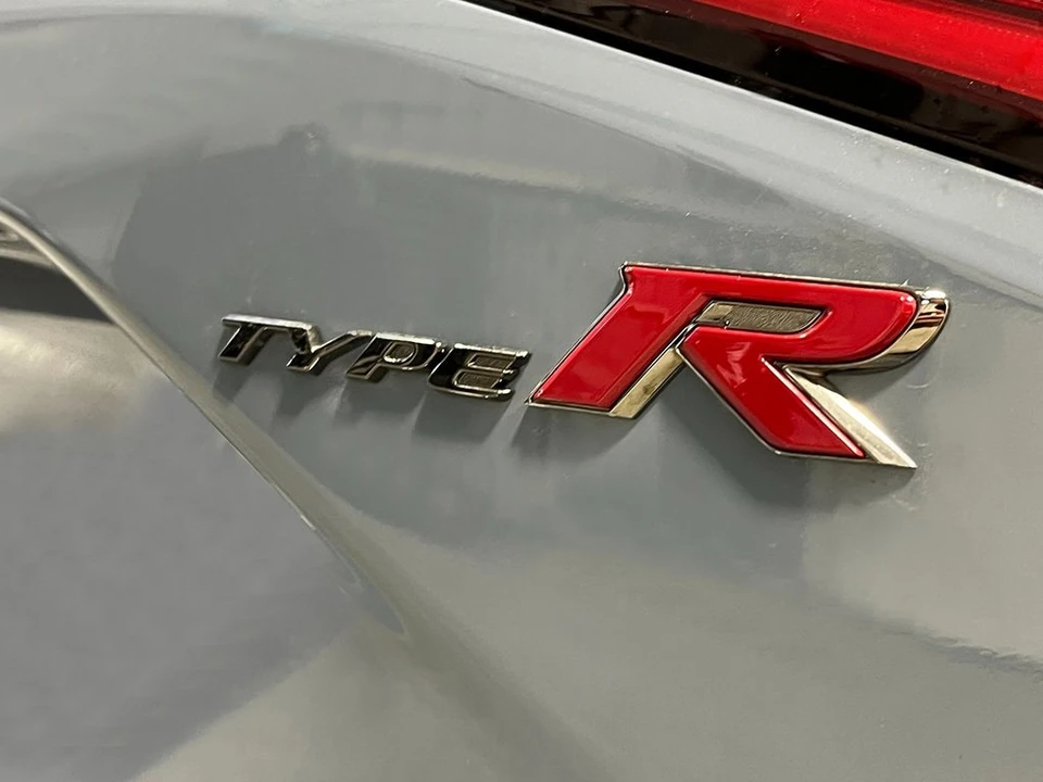 2026 Honda FL5 Civic Type R - Image 10 of 24