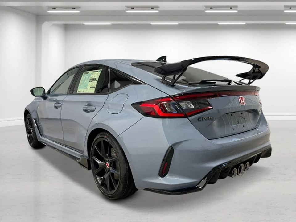 2026 Honda FL5 Civic Type R - Image 5 of 24