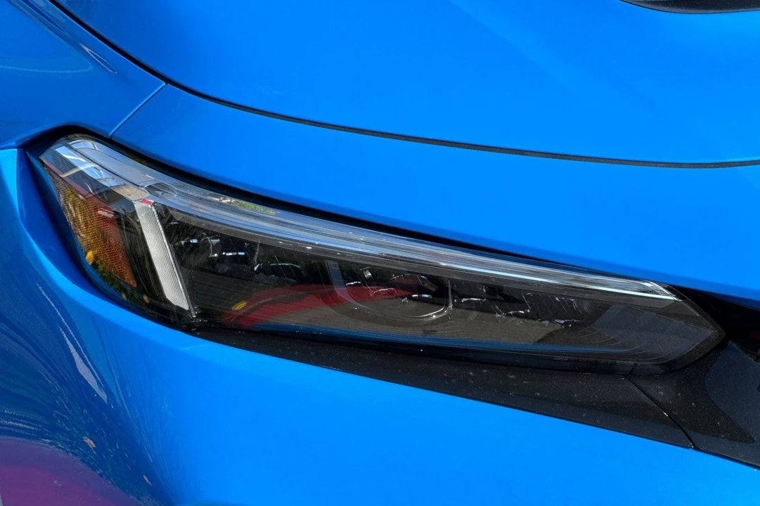 2026 Honda FL5 Civic Type R - Image 10 of 31