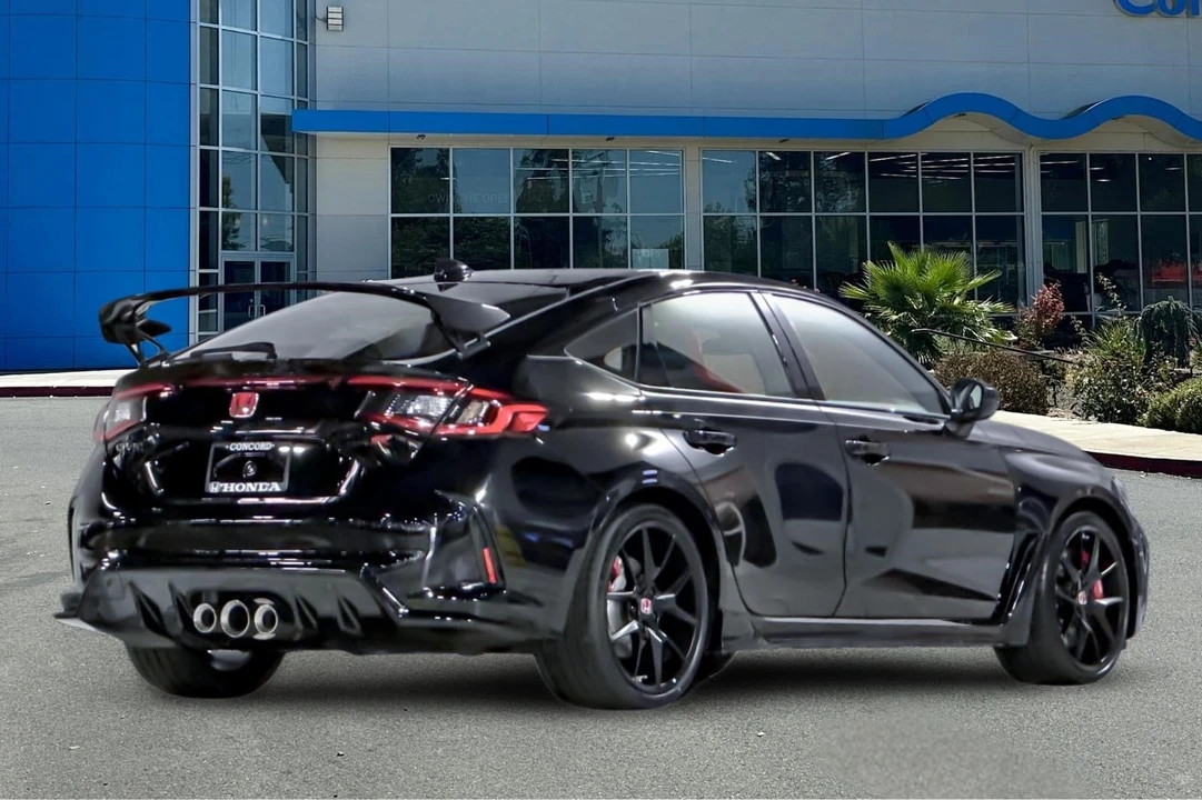 2026 Honda FL5 Civic Type R - Image 8 of 31