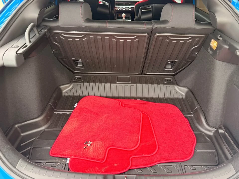 2026 Honda FL5 Civic Type R - Image 11 of 12