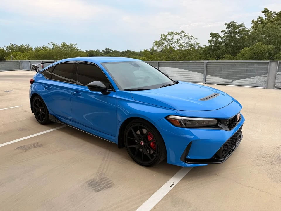 2026 Honda FL5 Civic Type R - Image 2 of 12