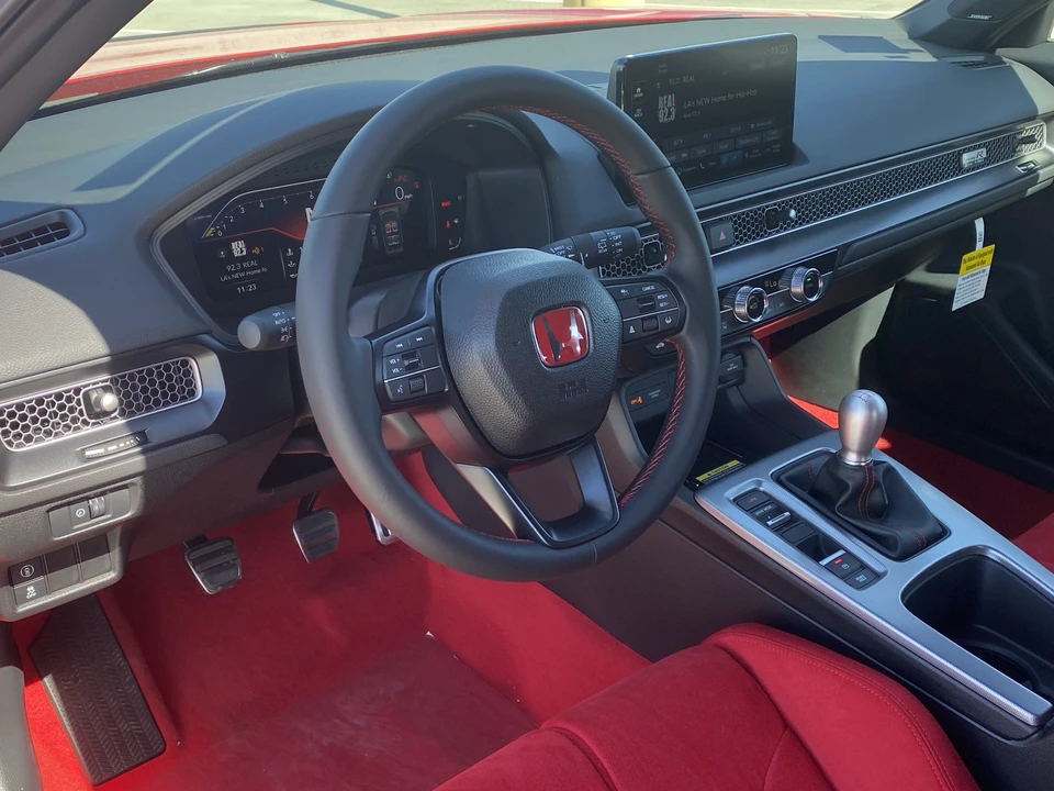 2026 Honda FL5 Civic Type R - Image 11 of 16