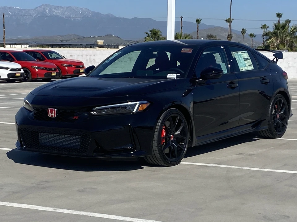 2026 Honda FL5 Civic Type R - Image 2 of 16