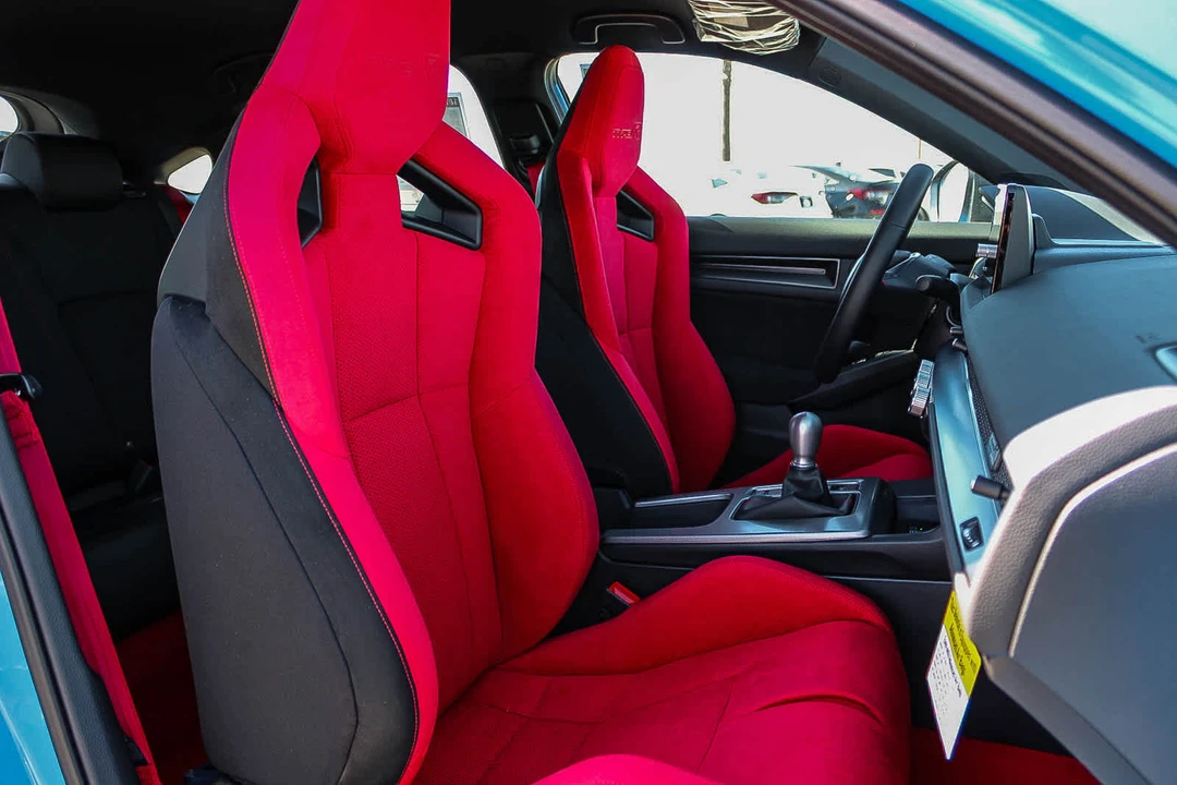 2026 Honda FL5 Civic Type R - Image 19 of 26