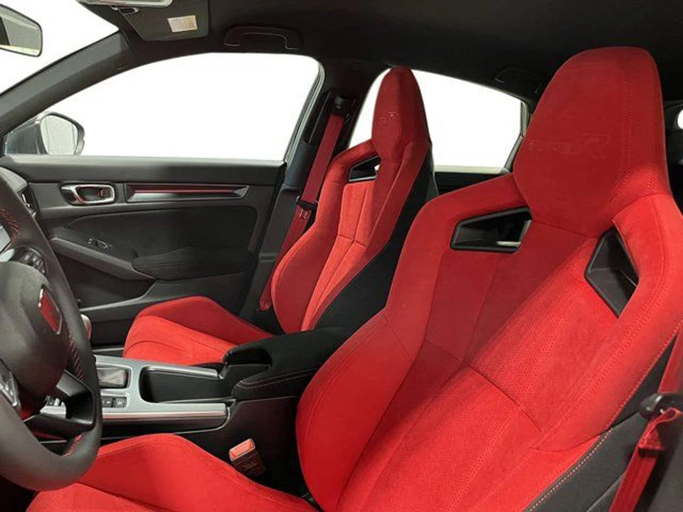 2026 Honda FL5 Civic Type R - Image 12 of 30