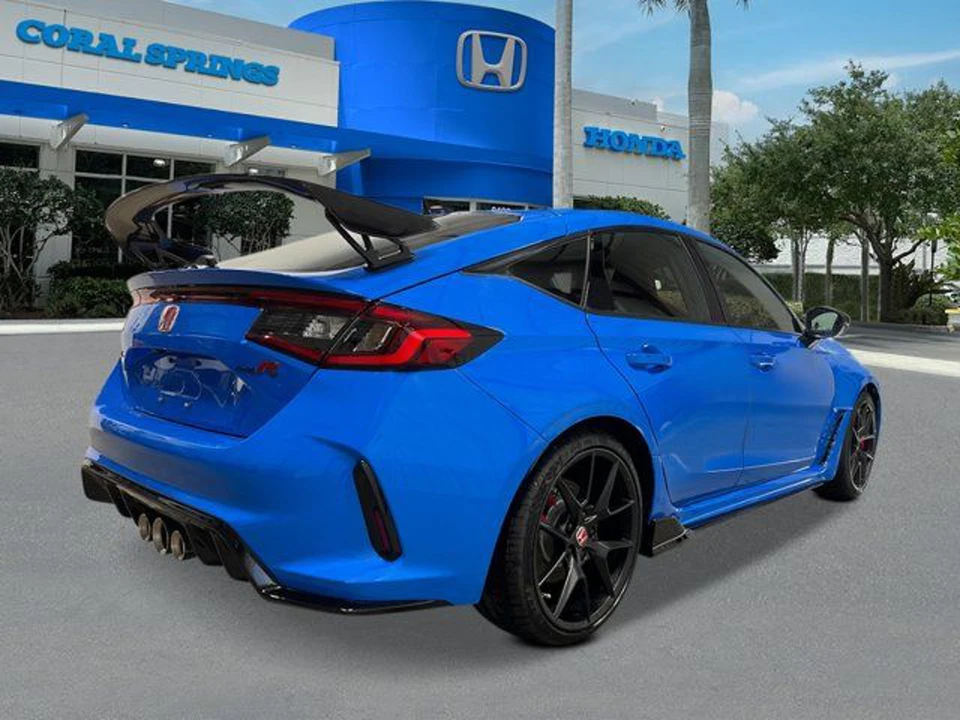 2026 Honda FL5 Civic Type R - Image 6 of 30