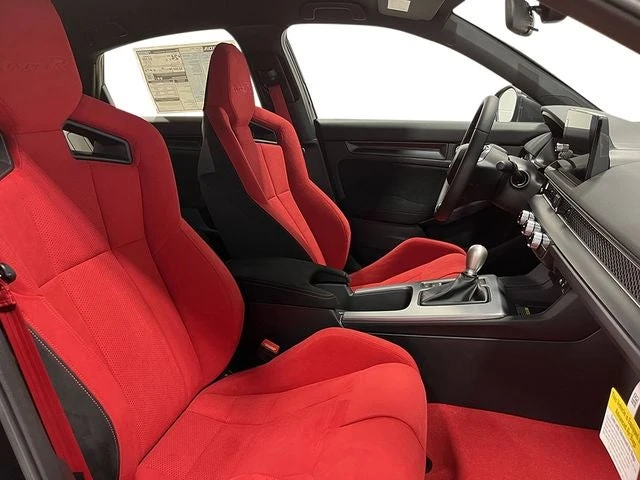 2026 Honda FL5 Civic Type R - Image 31 of 31