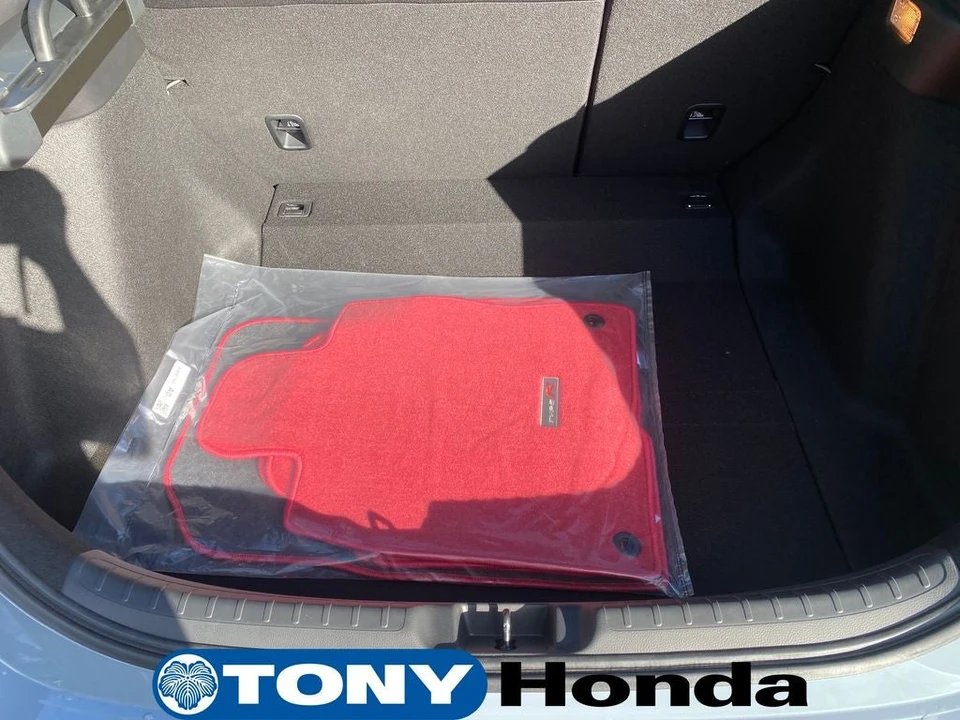 2026 Honda FL5 Civic Type R - Image 29 of 31