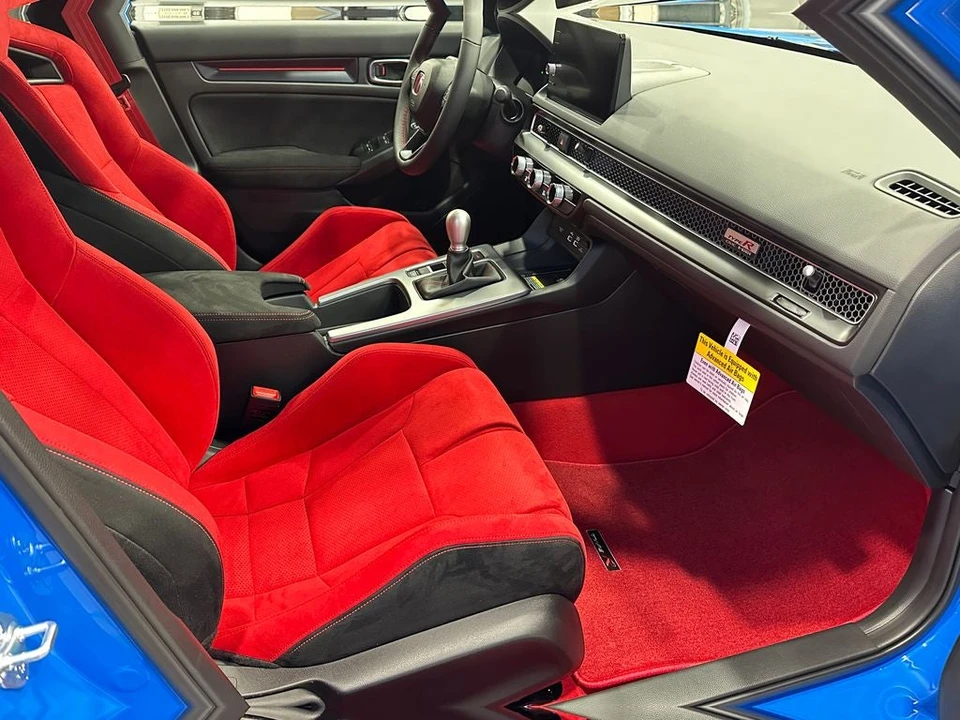 2026 Honda FL5 Civic Type R - Image 7 of 11