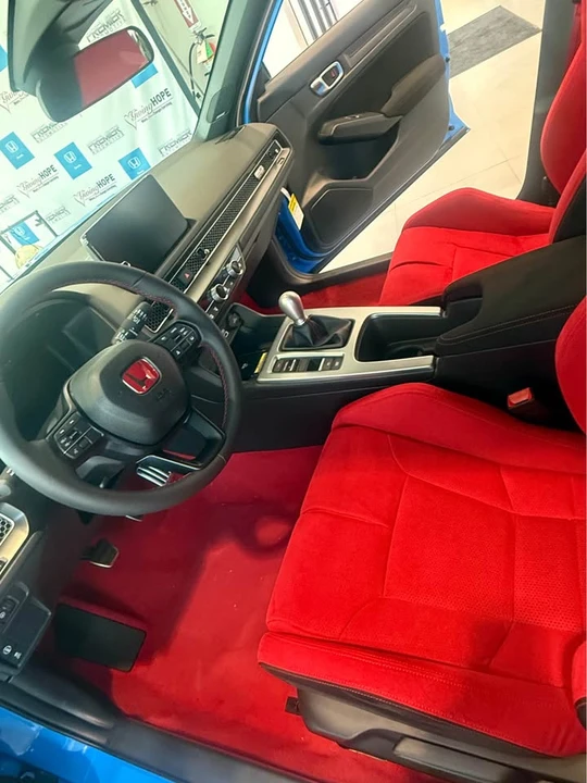 2026 Honda FL5 Civic Type R - Image 3 of 9