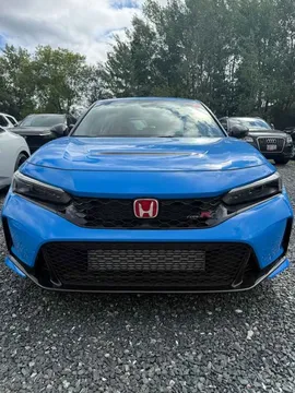 2026 Honda FL5 Civic Type R - Image 2 of 7