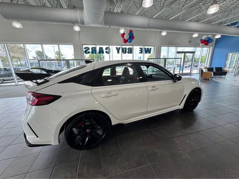 2026 Honda FL5 Civic Type R - Image 3 of 13