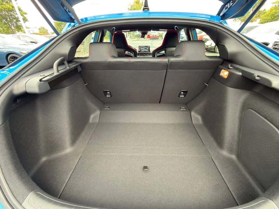 2026 Honda FL5 Civic Type R - Image 10 of 20