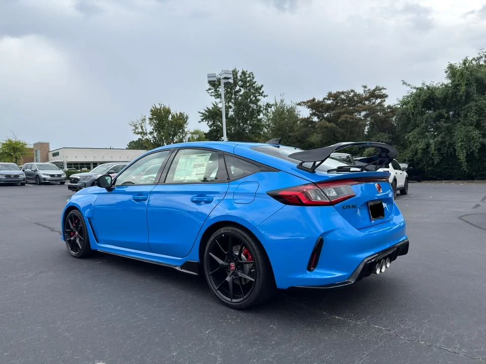 2026 Honda FL5 Civic Type R - Image 3 of 20