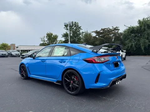 2026 Honda FL5 Civic Type R - Image 3 of 20