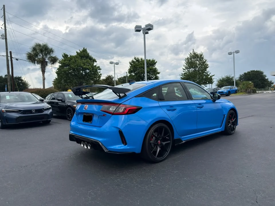 2026 Honda FL5 Civic Type R - Image 5 of 20