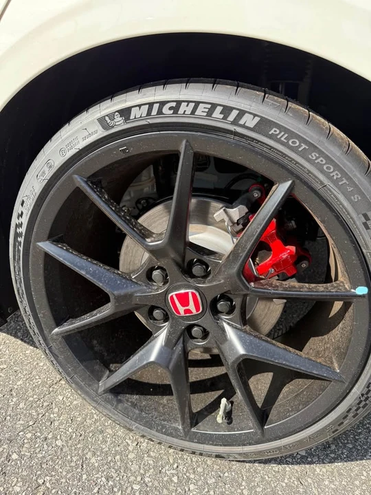 2026 Honda FL5 Civic Type R - Image 3 of 8