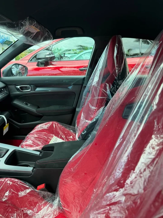 2026 Honda FL5 Civic Type R - Image 7 of 8