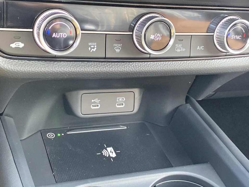 2026 Honda HR-V 3rd Gen - Image 12 of 15
