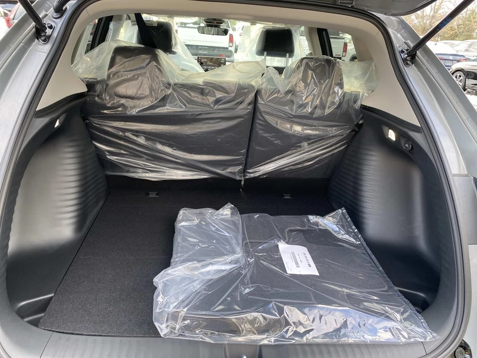 2026 Honda HR-V 3rd Gen - Image 6 of 15
