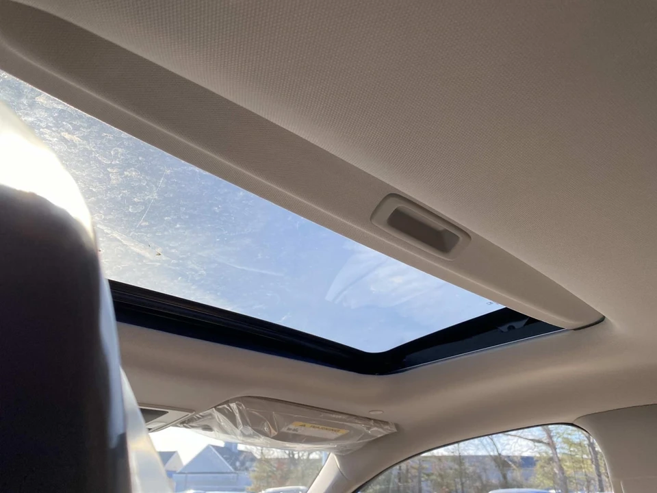 2026 Honda HR-V 3rd Gen - Image 7 of 15