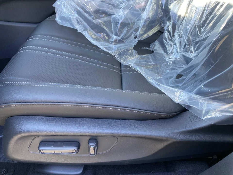 2026 Honda HR-V 3rd Gen - Image 9 of 15