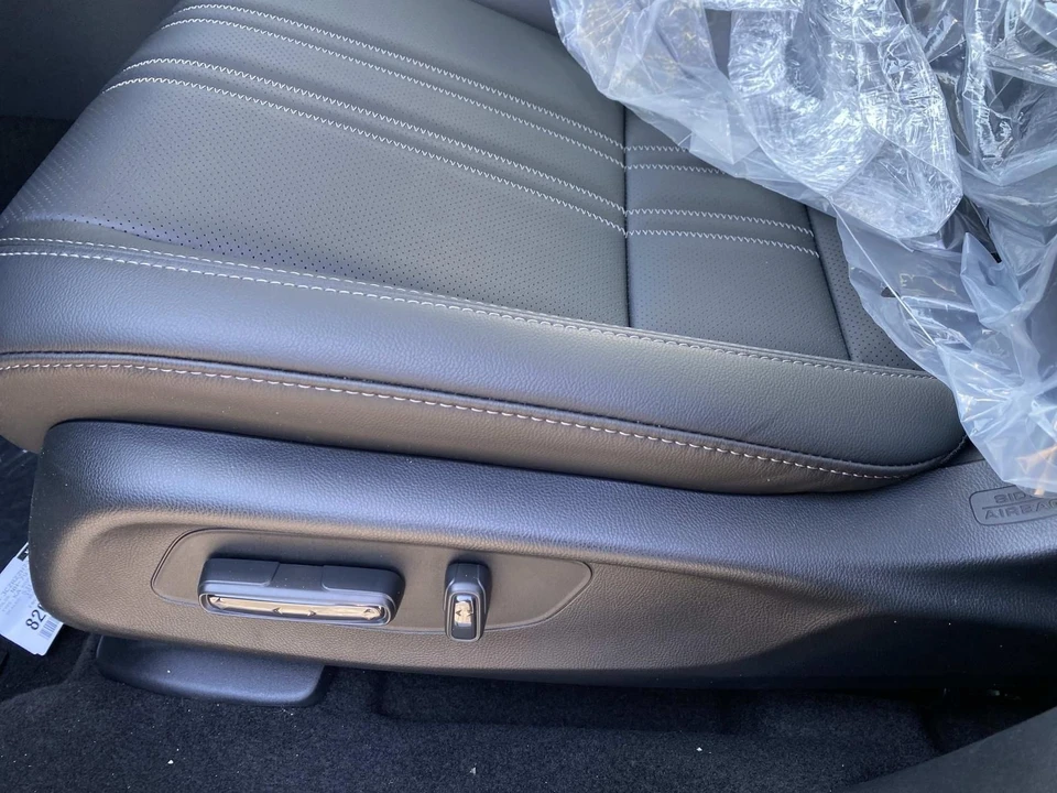 2026 Honda HR-V 3rd Gen - Image 9 of 15