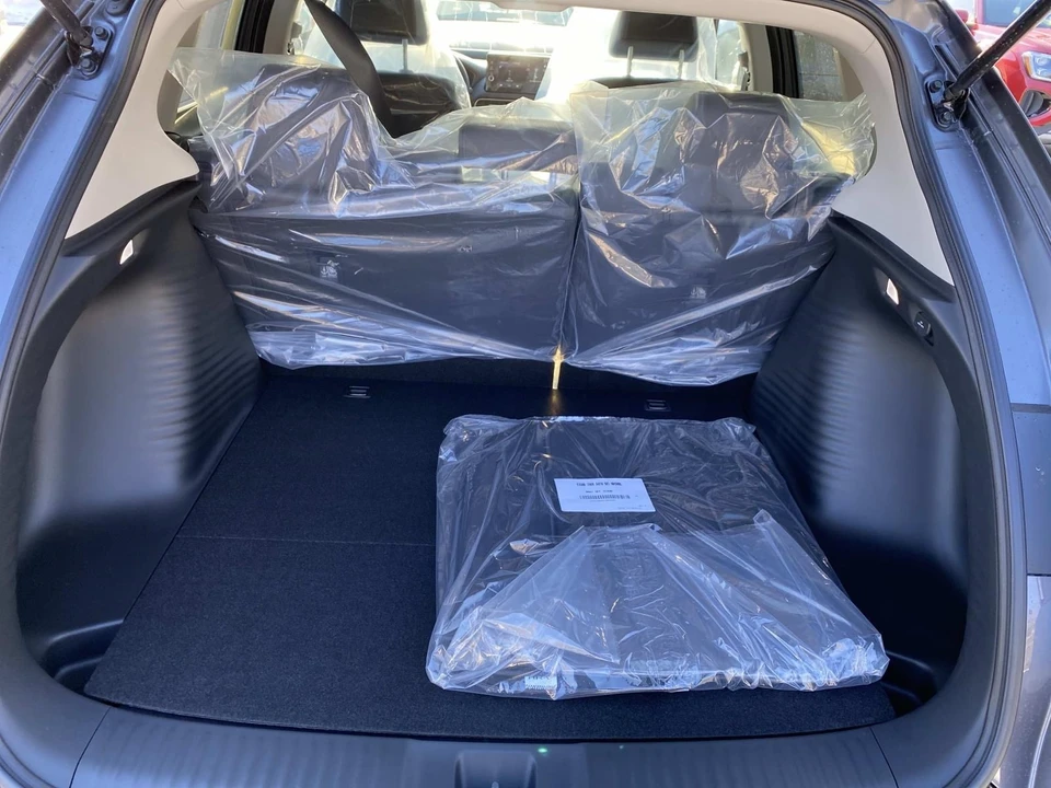 2026 Honda HR-V 3rd Gen - Image 6 of 15