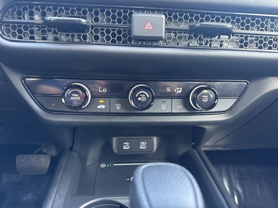 2026 Honda HR-V 3rd Gen - Image 17 of 21