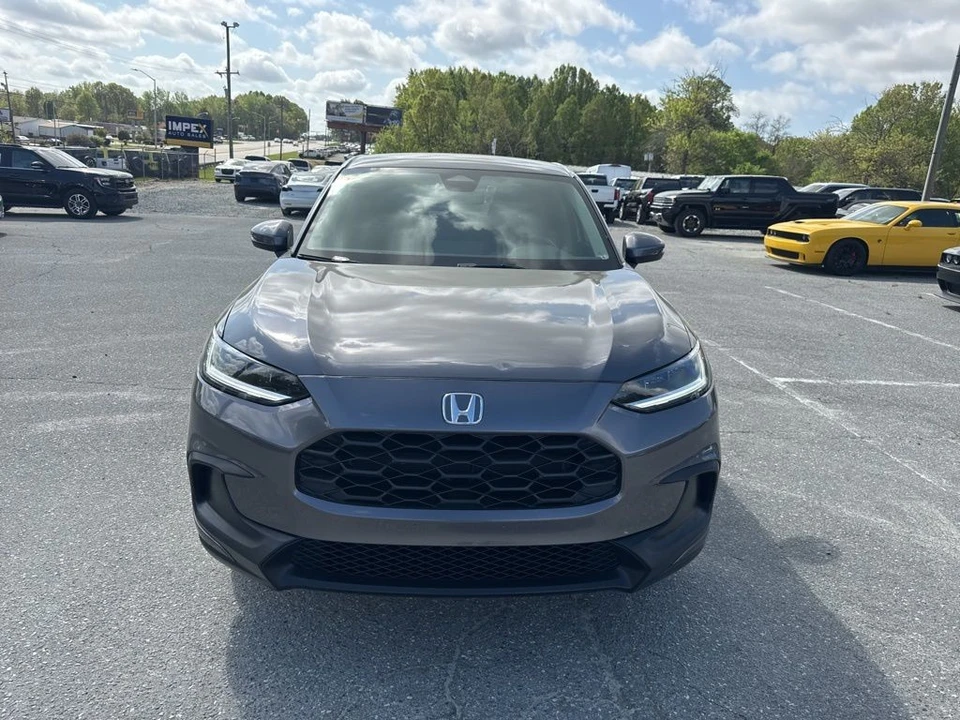 2026 Honda HR-V 3rd Gen - Image 8 of 21