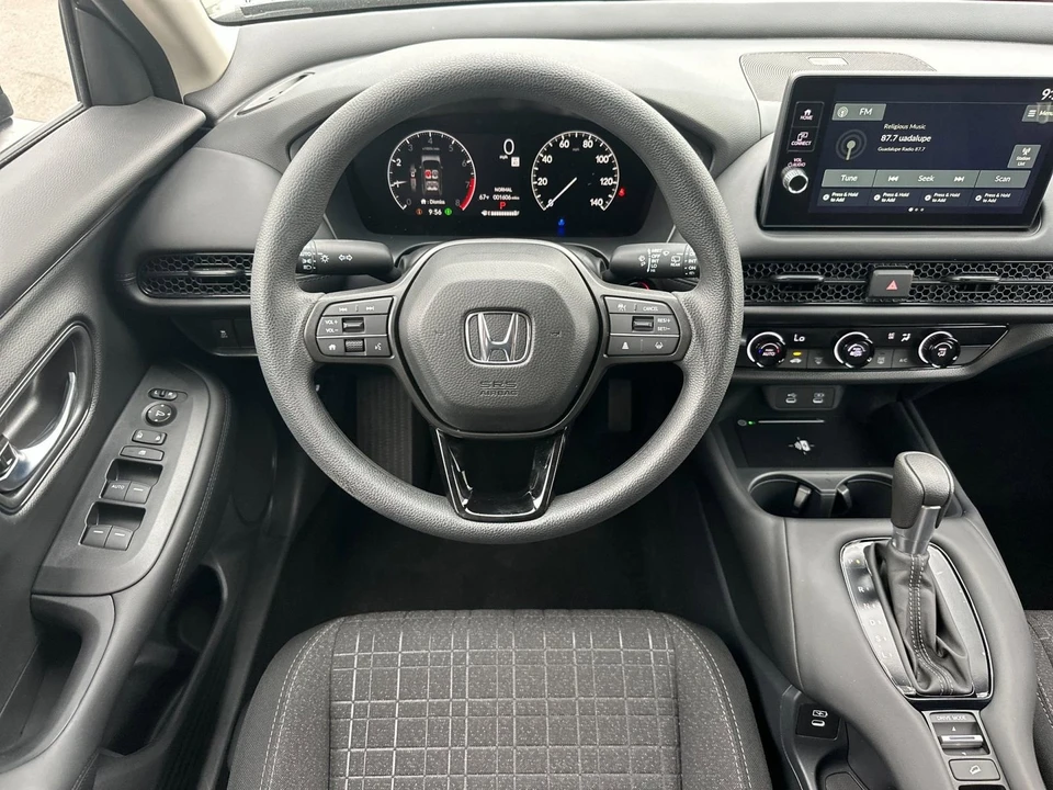 2026 Honda HR-V 3rd Gen - Image 14 of 31