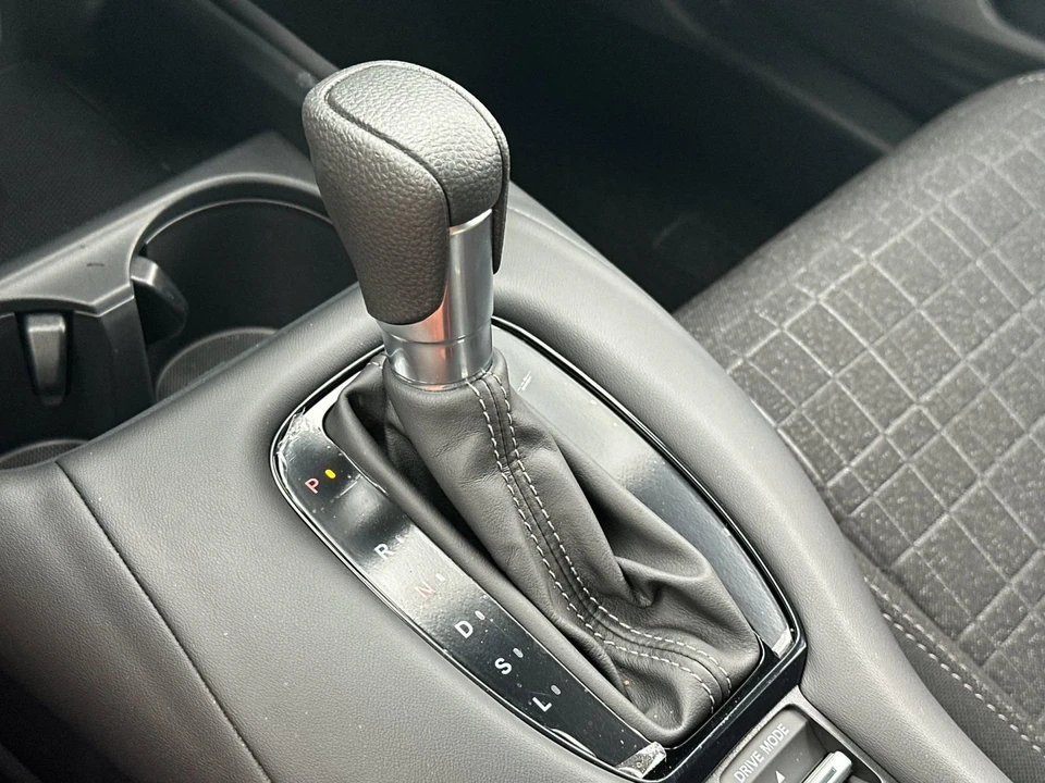 2026 Honda HR-V 3rd Gen - Image 21 of 31