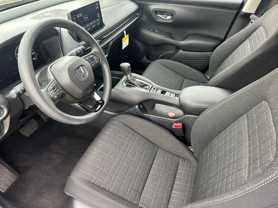 2026 Honda HR-V 3rd Gen - Image 10 of 31