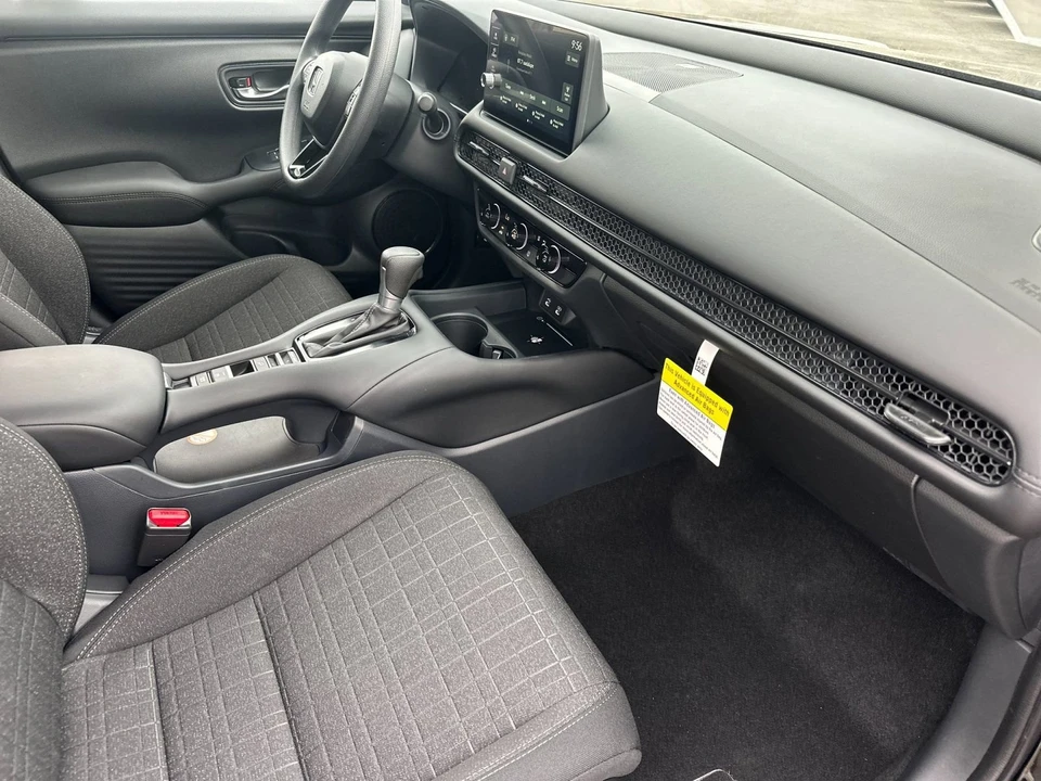 2026 Honda HR-V 3rd Gen - Image 15 of 31