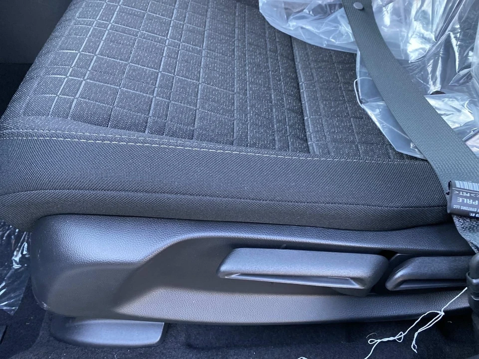2026 Honda HR-V 3rd Gen - Image 8 of 13