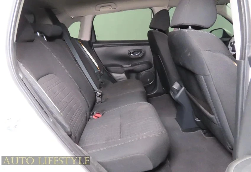 2026 Honda HR-V 3rd Gen - Image 27 of 31