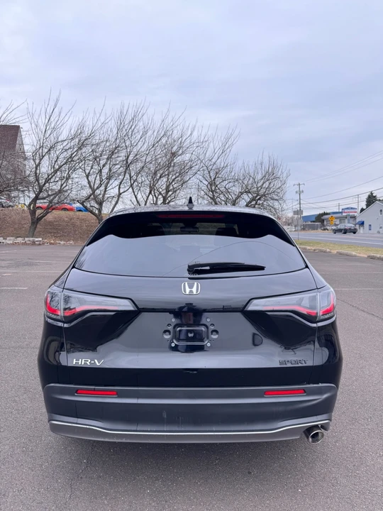 2026 Honda HR-V 3rd Gen - Image 5 of 17