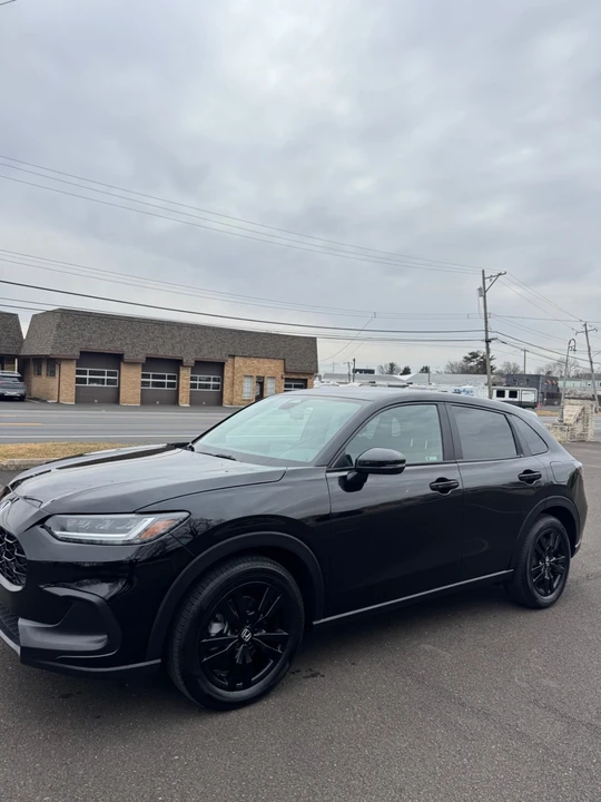 2026 Honda HR-V 3rd Gen - Image 8 of 17