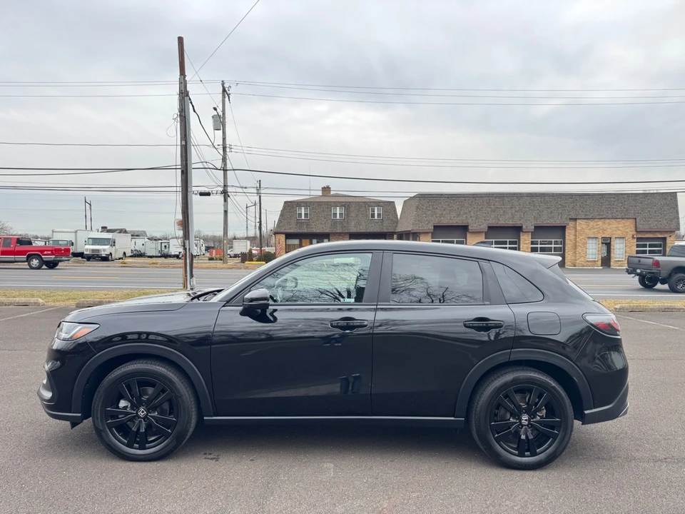 2026 Honda HR-V 3rd Gen - Image 7 of 17