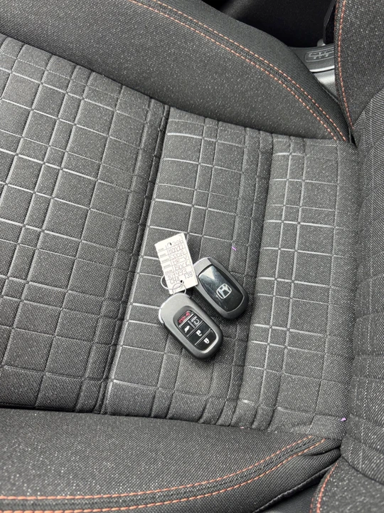 2026 Honda HR-V 3rd Gen - Image 16 of 17