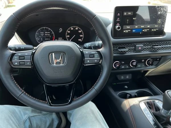 2026 Honda HR-V 3rd Gen - Image 8 of 20