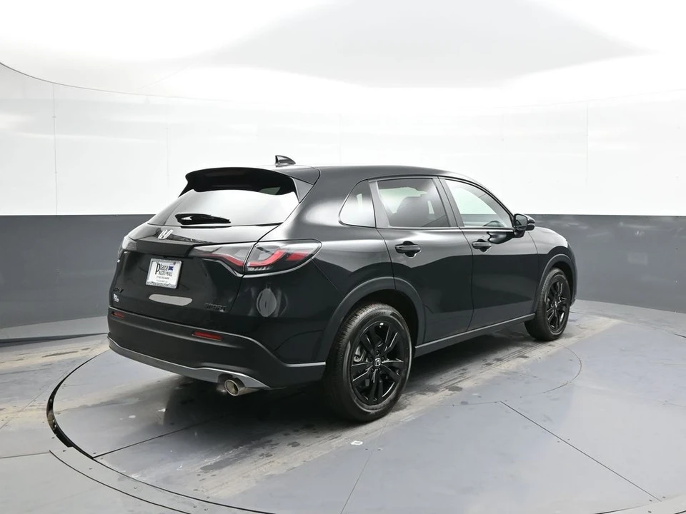 2026 Honda HR-V 3rd Gen - Image 6 of 12